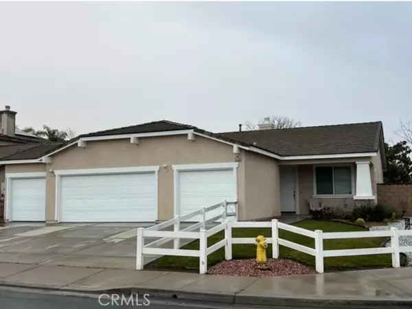 Eastvale, CA 92880,13593 Gray Hawk CT