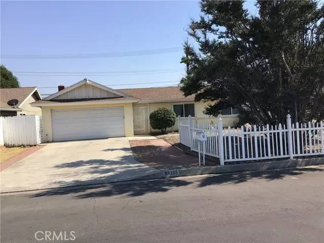 19225 Mesa ST, Rialto, CA 92377