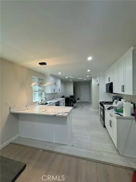 Tujunga, CA 91042,7711 Forsythe ST