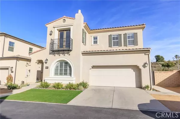 Saugus, CA 91350,20512 Starling CT