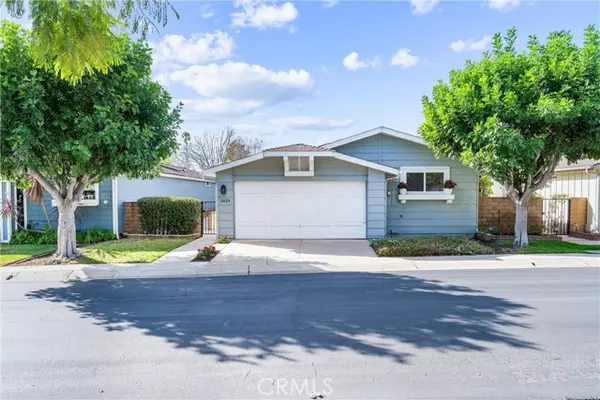 Santa Ana, CA 92705,2624 View LK