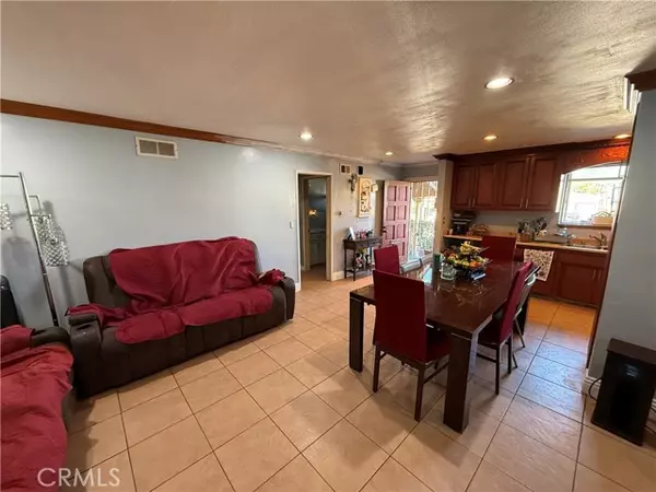 Simi Valley, CA 93065,1704 Alviso ST