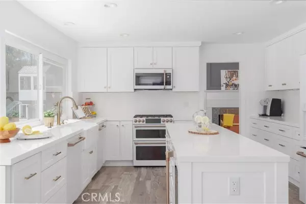 Corona Del Mar, CA 92625,3801 Park Green DR