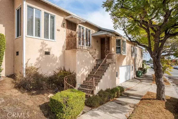 Windsor Hills, CA 90043,4479 W 61st ST
