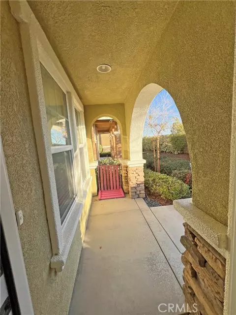 Palmdale, CA 93550,38210 Rioja CT