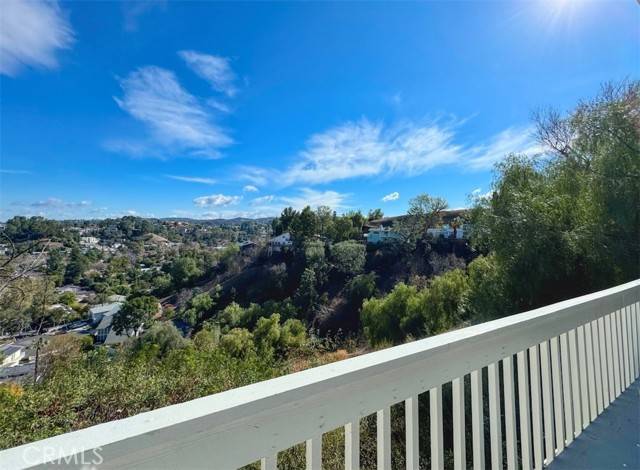 22217 Cass AVE, Woodland Hills, CA 91364
