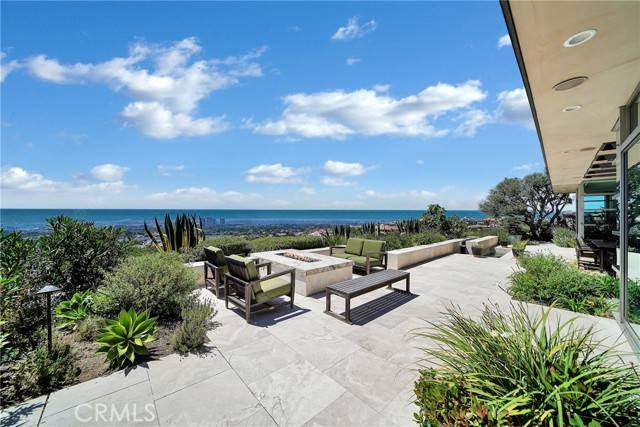 Corona Del Mar, CA 92625,9 Jade CV