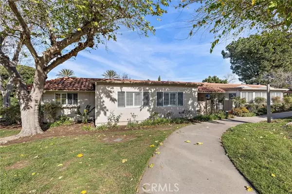 Laguna Woods, CA 92637,3011 Via Buena Vista Q