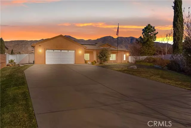 11275 Snow View CT, Yucaipa, CA 92399