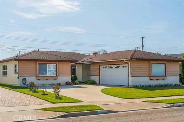 Huntington Beach, CA 92647,6052 Tyndall DR