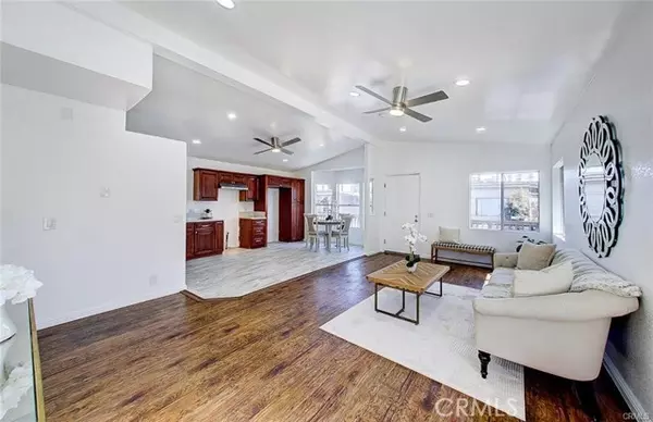 Paramount, CA 90723,16600 Orange AVE 22