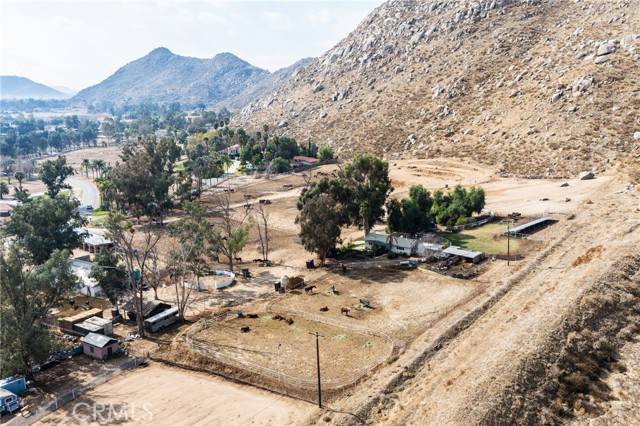 San Jacinto, CA 92582,23981 Warren RD