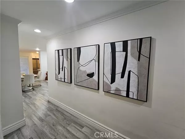 West Hollywood, CA 90069,960 Larrabee ST 102