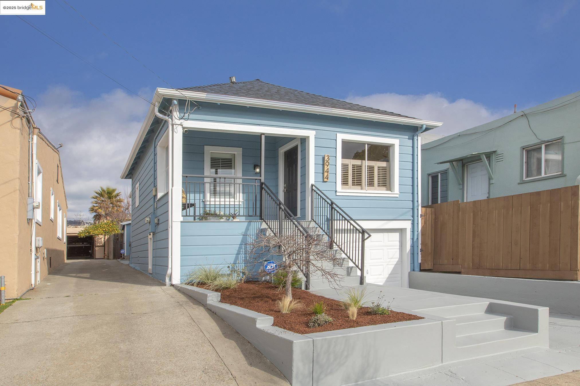 Oakland, CA 94619,3944 Penniman Ave