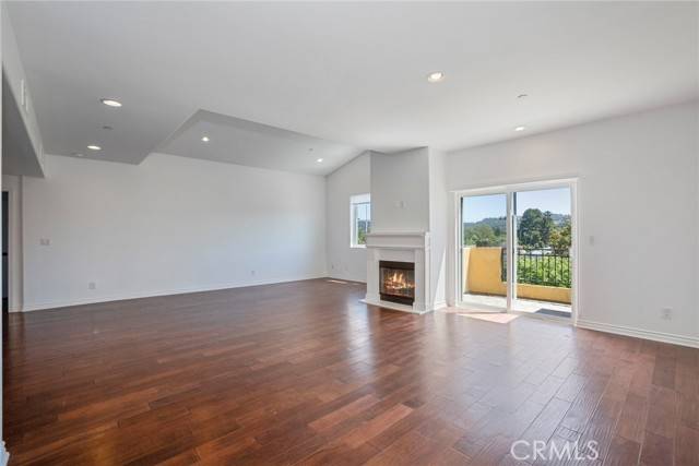 Studio City, CA 91604,12449 Kling ST PH2