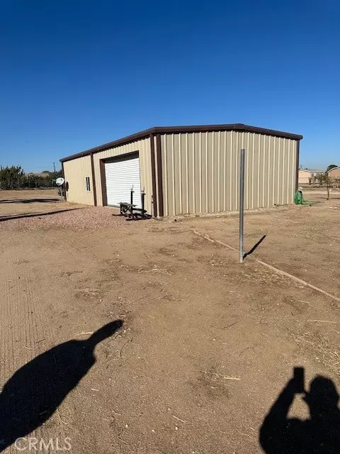 Hesperia, CA 92345,9256 6th AVE