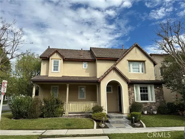 Ladera Ranch, CA 92694,2 Gossamer PL