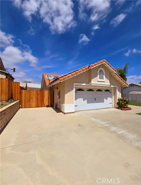 Lake Elsinore, CA 92530,29333 Breakwater ST