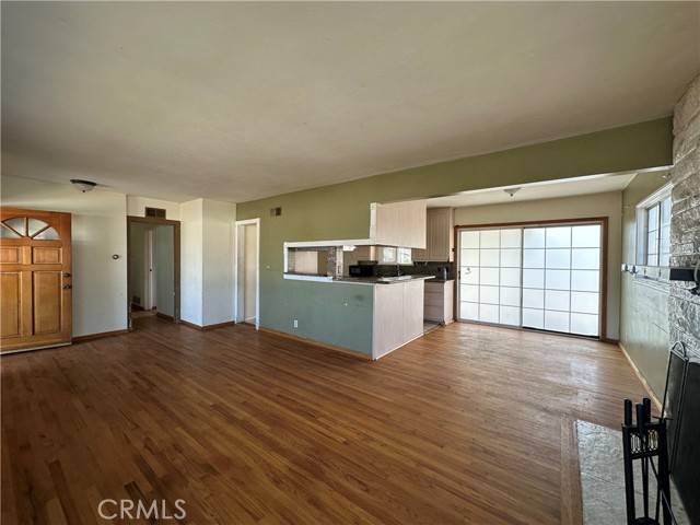 Anaheim, CA 92804,237 S Loma Linda DR