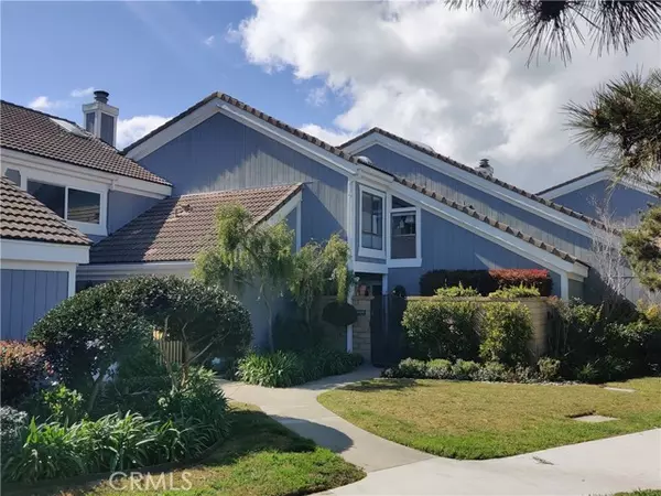 Huntington Beach, CA 92649,16061 Dominica CIR