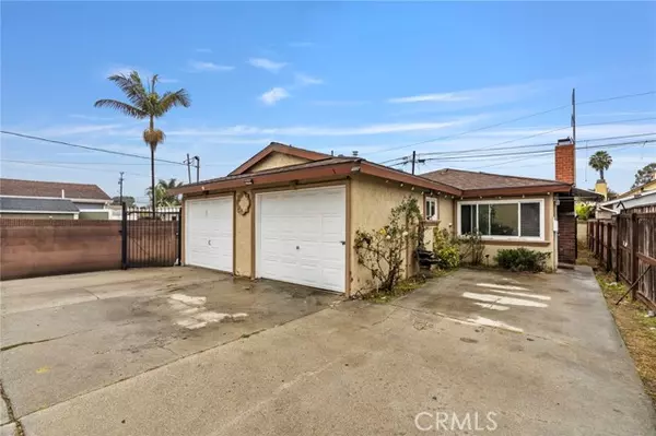 Lawndale, CA 90260,4555 W 160th ST