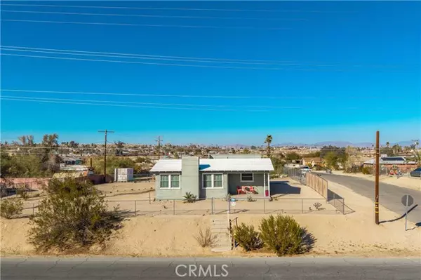 Twentynine Palms, CA 92277,73542 Joshua DR