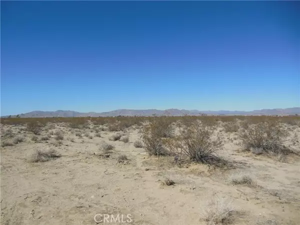Lucerne Valley, CA 92356,139 Cuarto ST