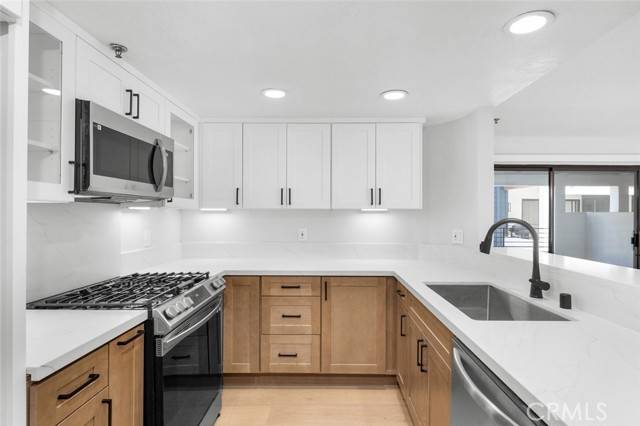 345 Avocado ST B3, Costa Mesa, CA 92627