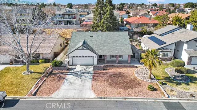 13210 Candleberry LN, Victorville, CA 92395