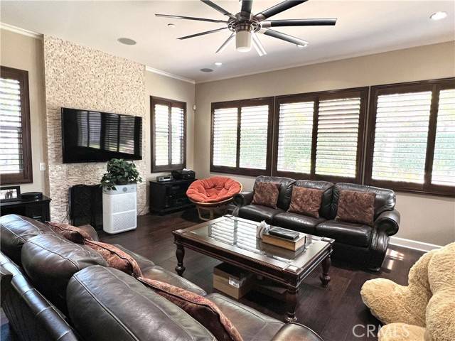 Brea, CA 92821,540 N Bardsdale PL