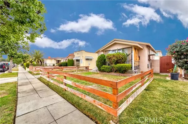 South Gate, CA 90280,9308 Mcnerney AVE