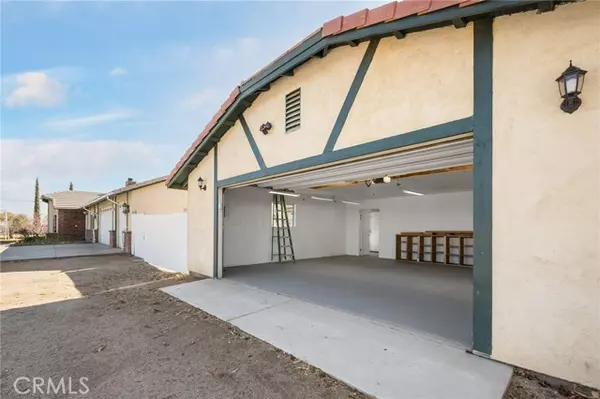 Hesperia, CA 92345,16153 Mesa ST