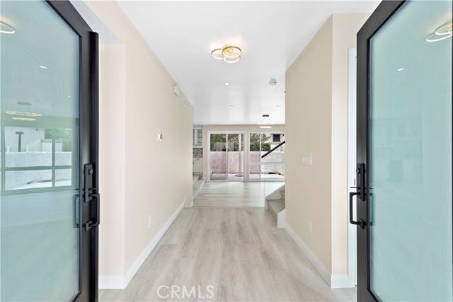 Corona Del Mar, CA 92625,5 Crest CIR