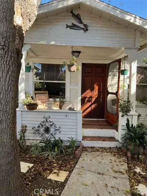 Redondo Beach, CA 90277,214 Camino Real