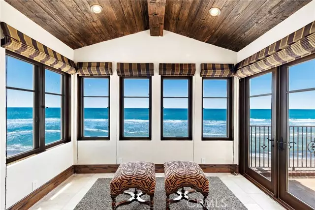 1880 N El Camino Real 48-49, San Clemente, CA 92672
