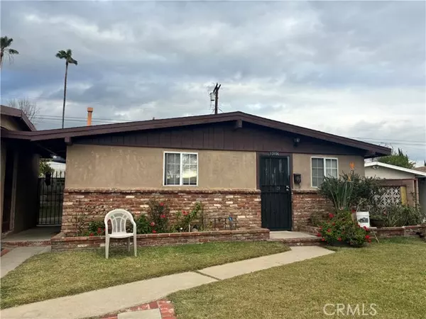 Sylmar, CA 91342,13106 Norris AVE