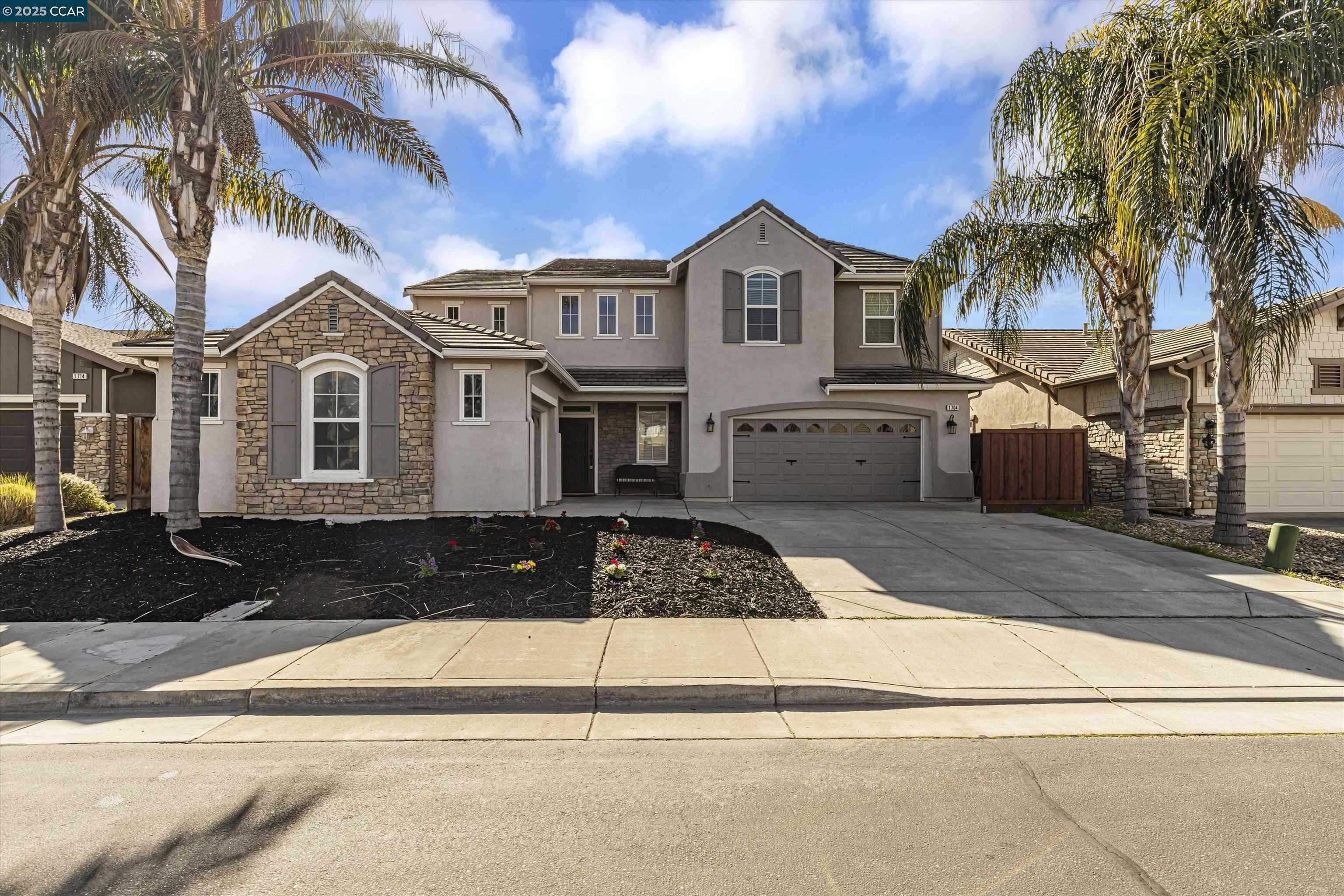 1704 Saint Emillion CT, Tracy, CA 95304-5943
