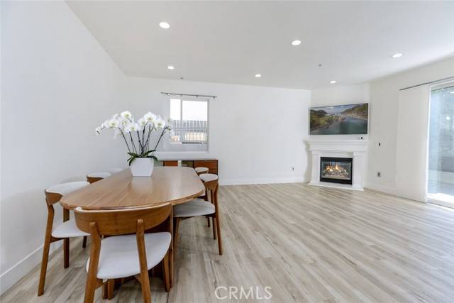 Los Angeles, CA 90038,1023 Wilcox AVE 102
