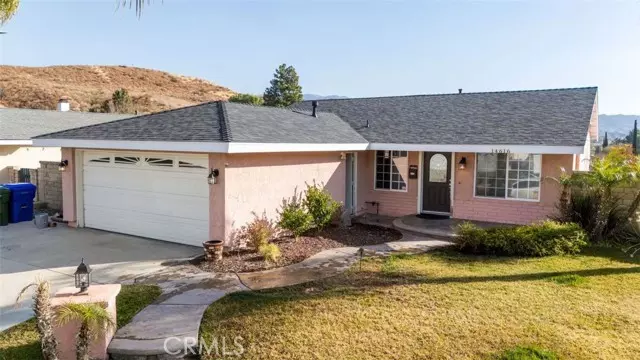 14616 Water Lily CT, Canyon Country, CA 91387