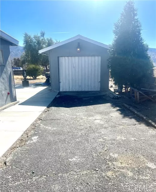 Banning, CA 92220,1010 E Nicolet ST