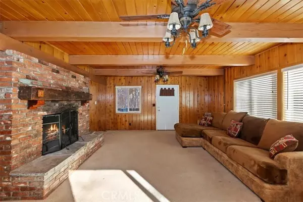 Green Valley Lake, CA 92341,33810 Meadow LN