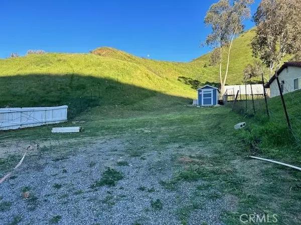 28924 Keningston, Castaic, CA 91384