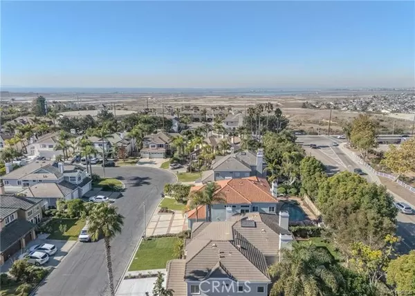 Huntington Beach, CA 92648,6581 Silverspur LN