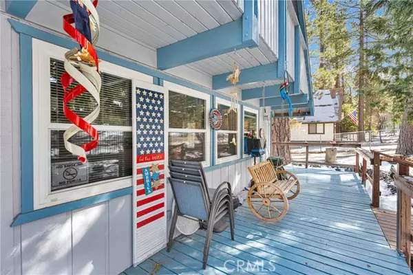 Wrightwood, CA 92397,1386 Helen ST