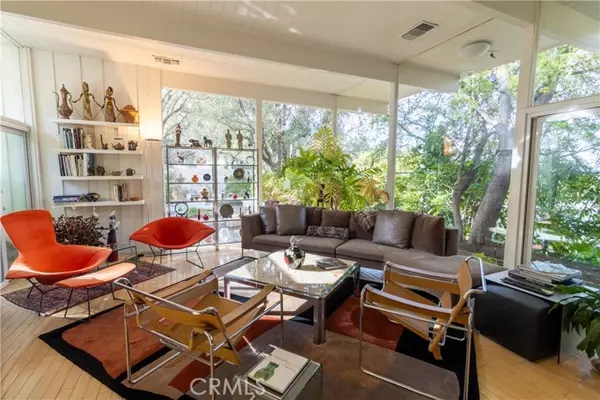 Encino, CA 91436,3616 Hayvenhurst AVE