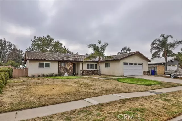 137 Condor DR, Rialto, CA 92377