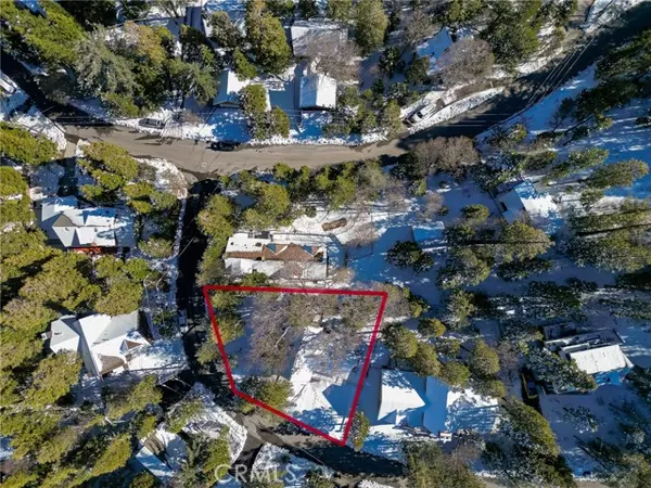 Lake Arrowhead, CA 92352,493 Pyramid DR