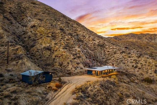 8711 Sundown TRL, Morongo Valley, CA 92256