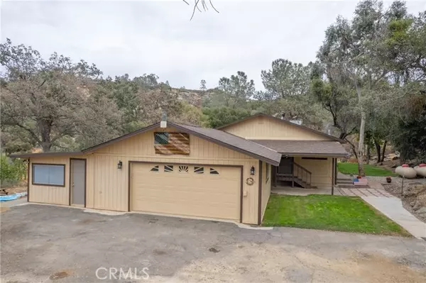 35883 Douglas RD, Coarsegold, CA 93614