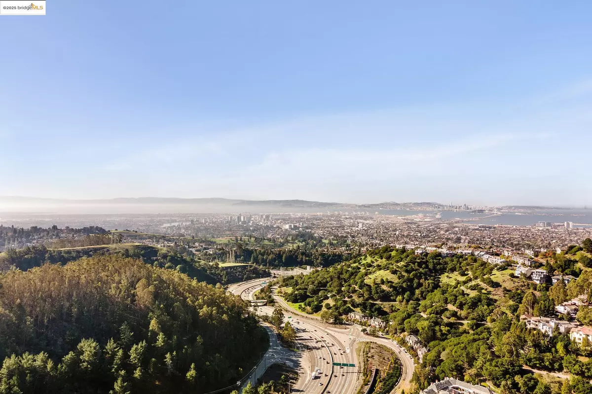 Oakland, CA 94611,Tunnel Rd